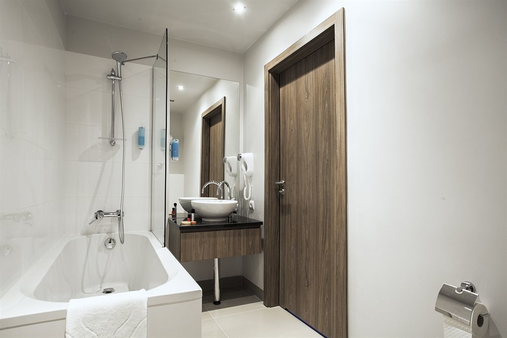 Oxygen Apartment